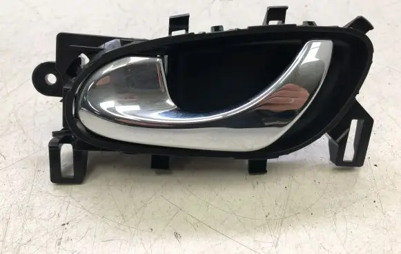 Nissan X-Trail T32 Rear door interior handle