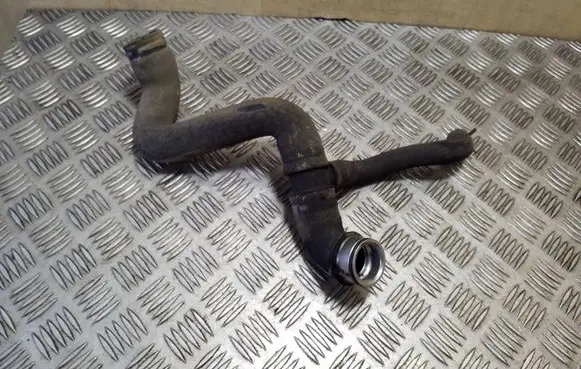 Mercedes-Benz ML W164 Engine coolant pipe/hose