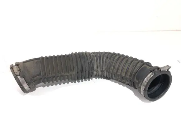 Opel Movano B Air intake hose/pipe