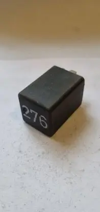 Volkswagen PASSAT B3 Other relay 443919533A 898532 12V24A