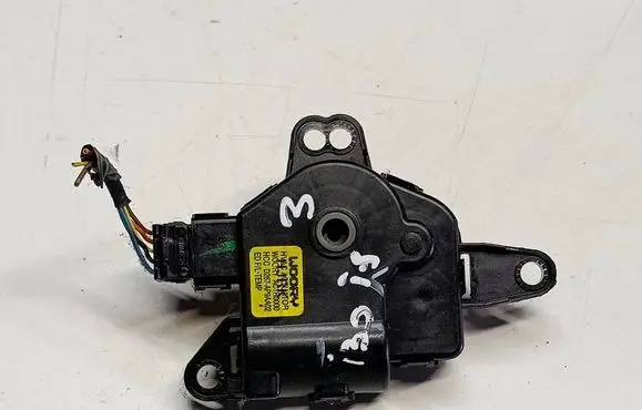 Hyundai i30 Air flap motor/actuator D267AP9AA02T9 D267AP9AA02