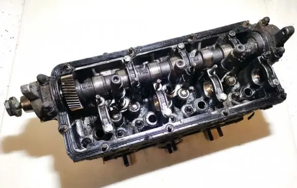 Audi A4 S4 B5 8D Engine head 059103373d