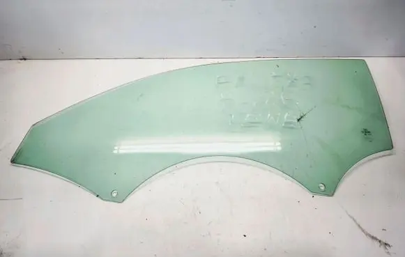 Audi A1 Sliding door window/glass 