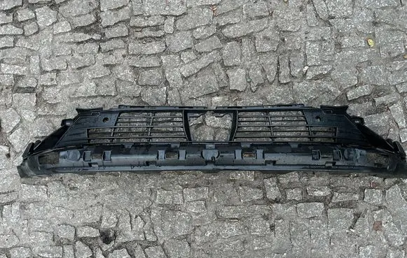 Citroen DS3 Front bumper lower grill 9820842580 2180658