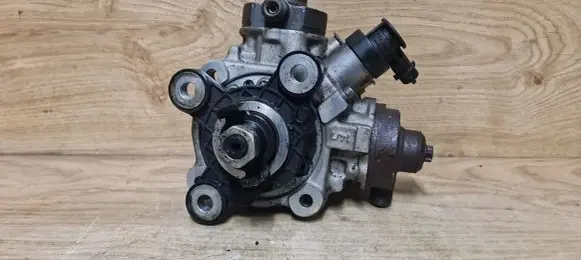 Fuel injection high pressure pump