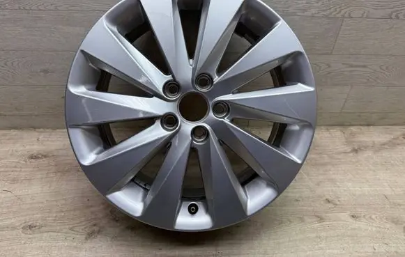 Seat Arona R16 alloy rim 6F9601025