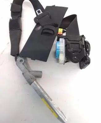 Opel Insignia A Front seatbelt 84025368 15042016 M123