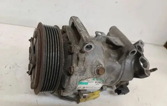 Peugeot 208 Air conditioning (A/C) compressor (pump)