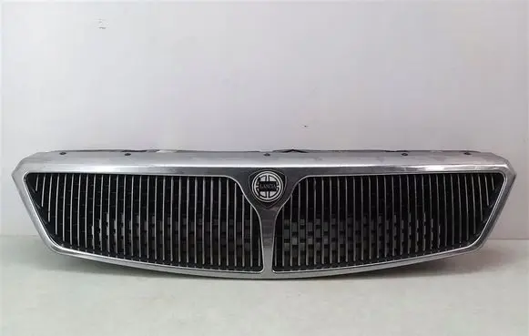 Lancia Zeta Front bumper upper radiator grill 1850873116