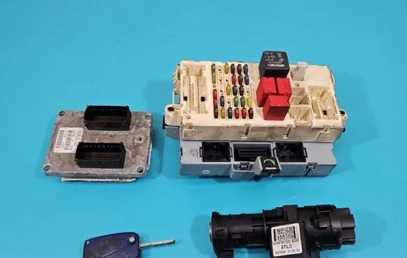Fiat Stilo Engine control unit/module ECU 55186425 IMPRK1406583