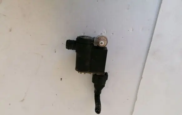 Hyundai Getz Windscreen/windshield washer pump 9851020100