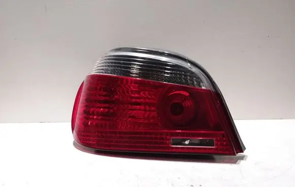 BMW 5 E60 E61 Rear/tail lights 6910767 2VP008679