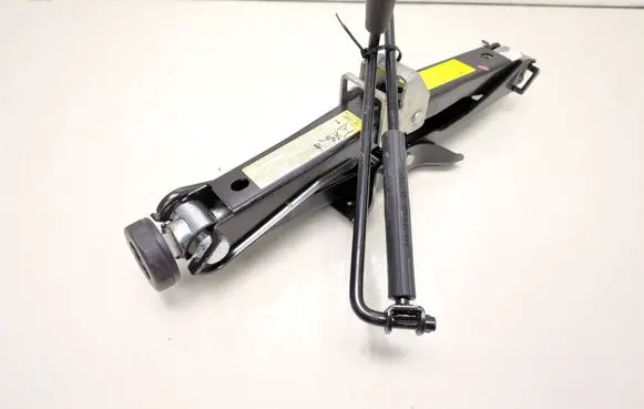 Audi A4 S4 B8 8K Lift Jack 8K0011031K 8K0011221