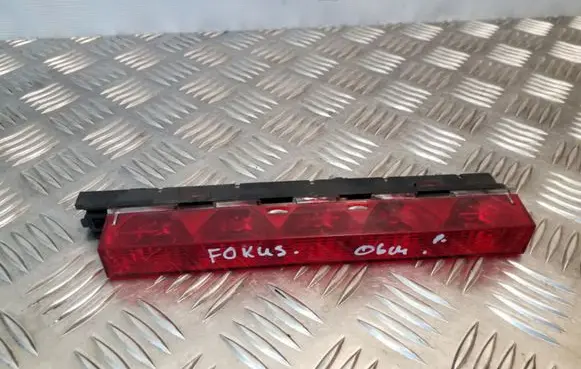 Ford Focus Third/center stoplight 1S7113A613AE