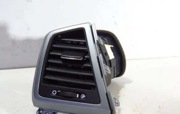 Hyundai Tucson TL Dashboard side air vent grill/cover trim D7974-80000