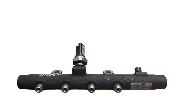 Nissan Qashqai Fuel main line pipe 8200815617 5WS40154