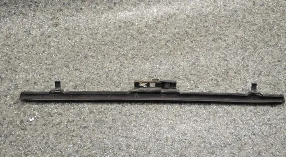 BMW 5 E39 Front wiper blade arm 61618162985