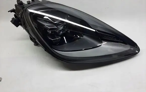 Porsche Cayenne (9Y0 9Y3) Headlight/headlamp 9Y0941034AK