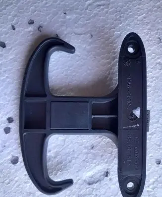 Audi A6 S6 C7 4G Tie down hook / loop 4G5867615