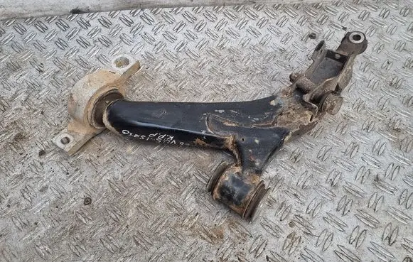 Lexus IS 220D-250-350 Front lower control arm/wishbone