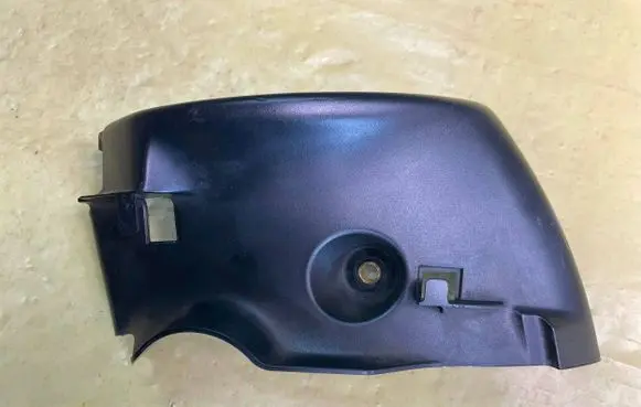 Mercedes-Benz C W204 Seat belt trim A2046932033