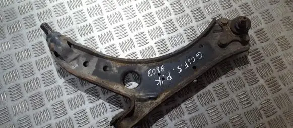 Volkswagen Golf V Front lower control arm/wishbone