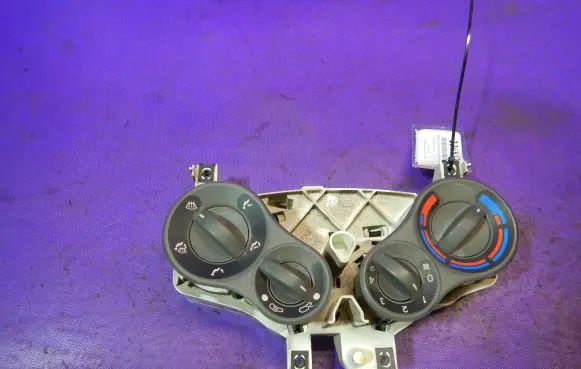 Interior fan control switch