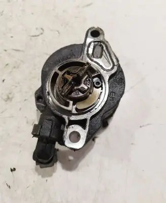 Peugeot Partner Vacuum pump 01562c2