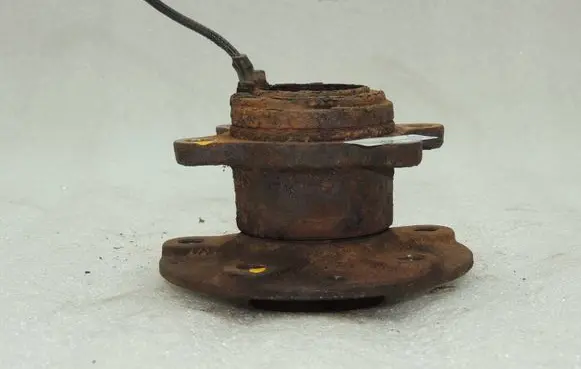 Suzuki SX4 S-Cross Rear wheel hub 4340261MR0