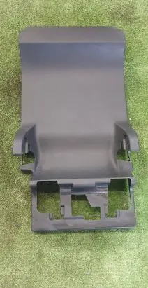 Tesla Model Y Second row seats 149392300F