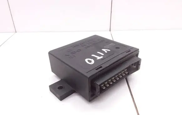 Mercedes-Benz Vito Viano W638 Door central lock control unit/module 0165459232