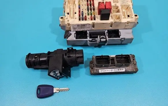 Fiat Punto (188) Engine control unit/module ECU IAW59FM3 IMPRK1442890