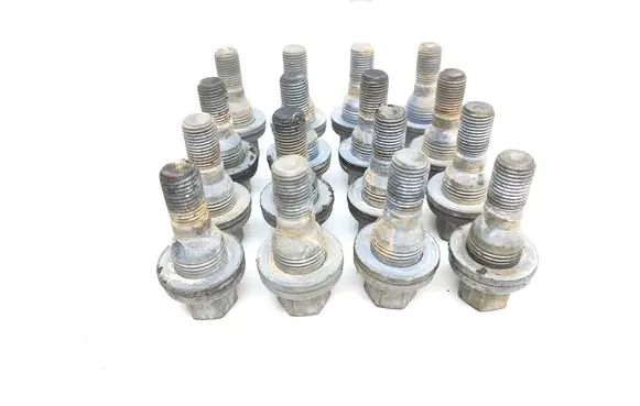 Citroen C3 Aircross Nuts/bolts 