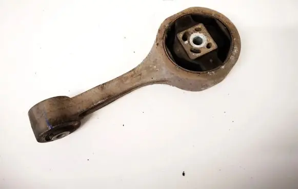 Volkswagen Fox Engine mount bracket px0-047