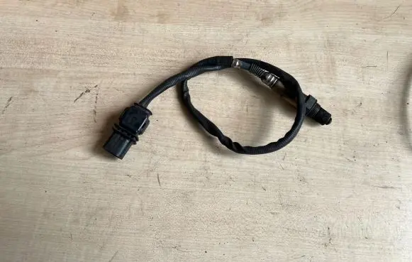 BMW 5 E60 E61 Lambda probe sensor 779463403 0281001029