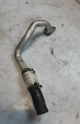 Engine coolant pipe/hose