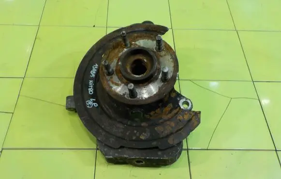 Dodge Nitro Front wheel hub spindle knuckle PRZOD