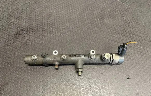 Audi A6 S6 C6 4F Fuel main line pipe F00R001859 003006L2 059130090K