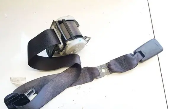 Lexus IS 220D-250-350 Middle seatbelt (rear) c70319 c7019