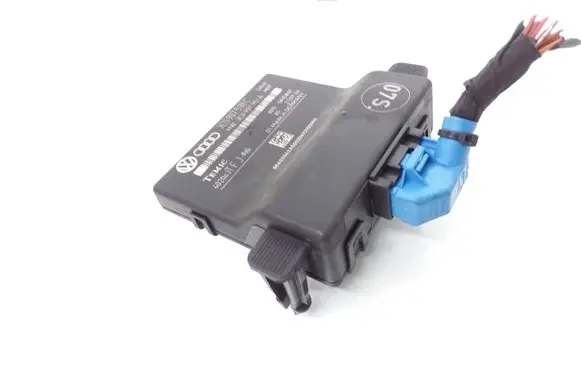 Volkswagen PASSAT B6 Gateway control module 3C0907530C 3C0907951A