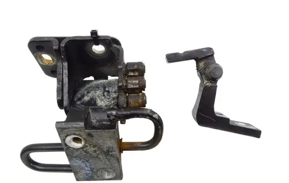 Audi Q7 4L Front door hinge set 8E0831412B