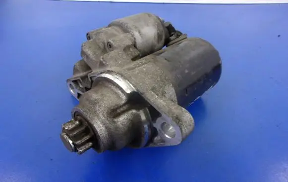 Skoda Fabia Mk1 (6Y) Starter motor 02T911023R