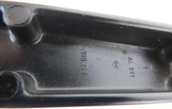 Volvo XC90 Front wiper blade arm AL231 180253