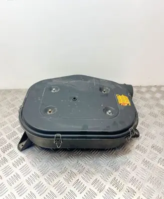 Air filter box