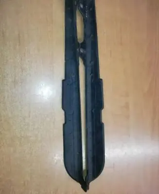 Mercedes-Benz E W124 Air flow deflector 1247800392