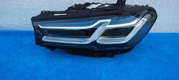 Headlight/headlamp