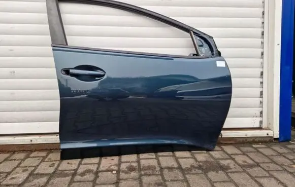 Honda Civic IX Front door