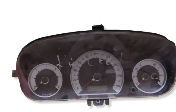 KIA Ceed Speedometer (instrument cluster) 940031H131