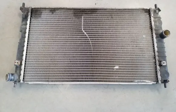 Saab 9-5 Coolant radiator 5324926 52404016