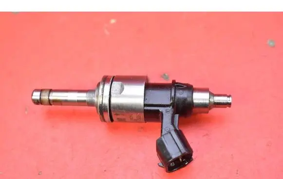 Toyota Corolla E10 Fuel injector 2325047100